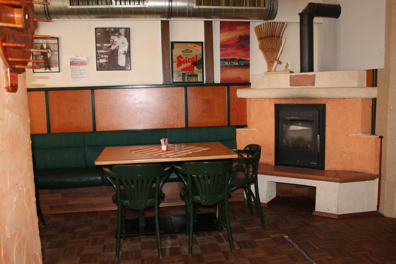Gasthof-Cafe-Risano Haslach an der Muhl ภายนอก รูปภาพ